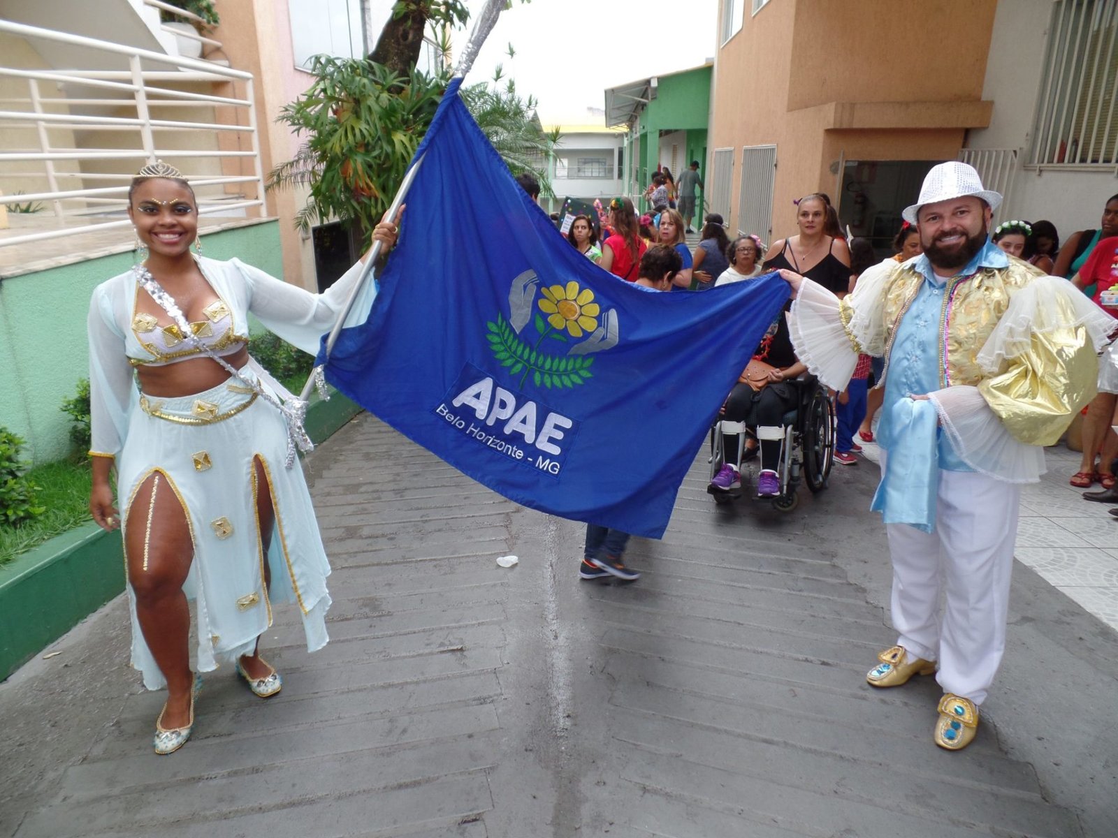 APAE-BH antecipa folia de carnaval